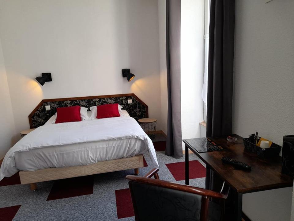 Hotel Les Deux Porches Verrieres  Экстерьер фото